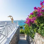 Bodrumda Essiz Deniz Manzarali Lueks Boss 1