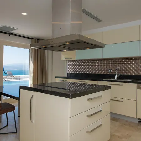 别墅 Bodrumda Essiz Deniz Manzarali Lueks Boss 1 Milas