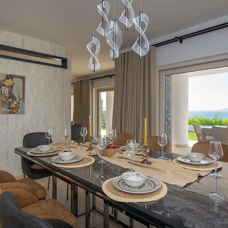 Bodrumda Eşsiz Deniz Manzaralı Lüks Boss 1 Milas