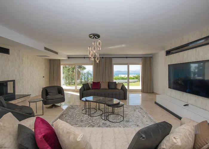 Bodrumda Essiz Deniz Manzarali Lueks Boss 1